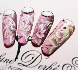 Création styliste ongulaire Delphine Derhé Spoor capsule ongles peinture fine orchidées